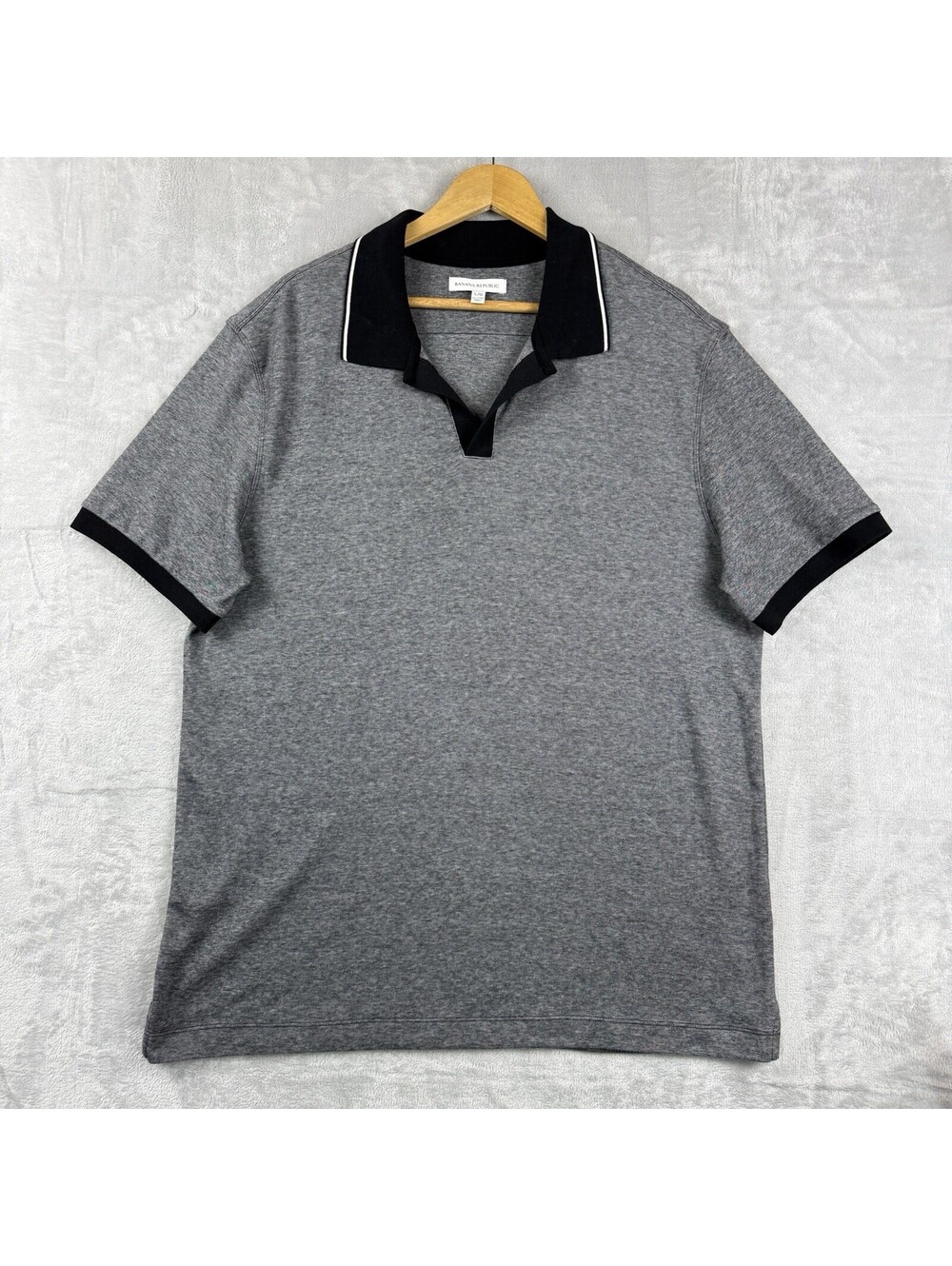 Banana Republic Mens Gray Polo Shirt Black Contrast Collar Size LT Preppy Casual